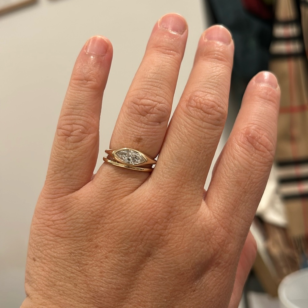 Marquis one carat 14k yellow gold ring
